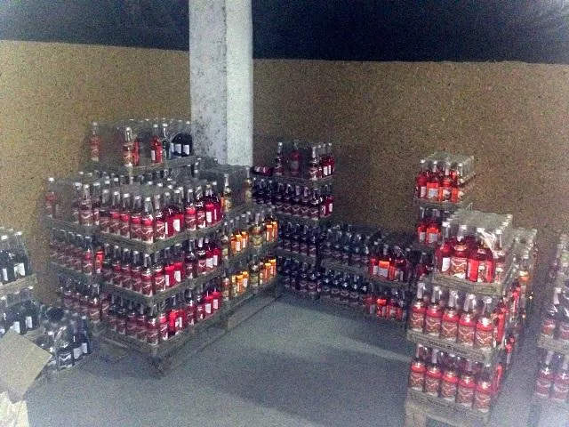 В Херсоне обнаружили склад водочного фальсификата на миллион гривен