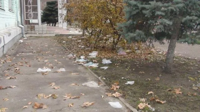 Херсонский машзавод просит мэрию Херсона усилить борьбу со стихийной торговлей