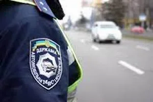 В Херсоне задержан нерастаможенный автомобиль с “левыми” документами
