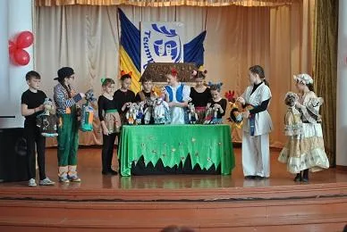 Юные херсонцы устроили “Театральную весну”