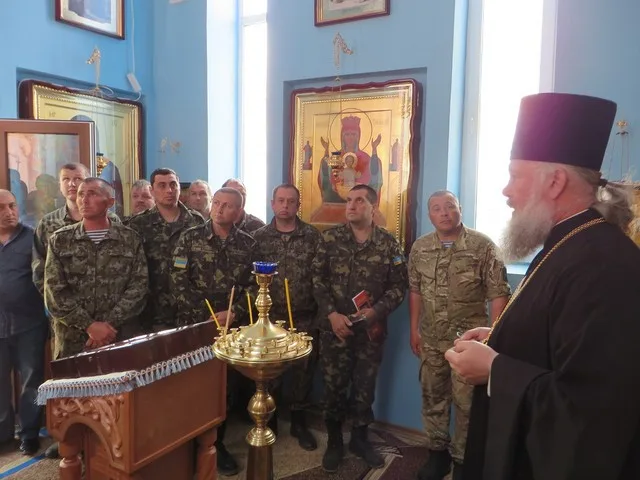 Вчера в Аскании-Нова военные молились о мире