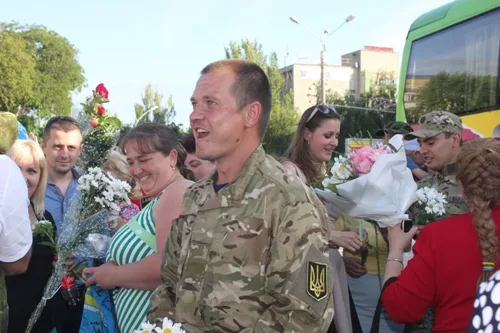 Бойцы батальона "Сармат" вернулись из АТО на день раньше