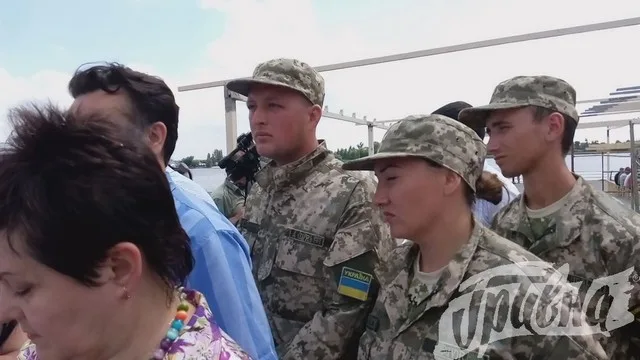Стройку на городской набережной не запретили, но приостановили