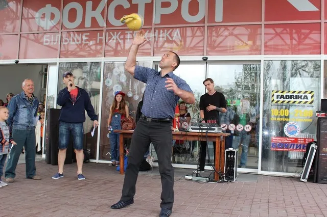 В Херсоне прошел праздник “стальных мускул”