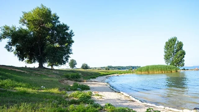 В Каховке есть пляж, которого юридически нет