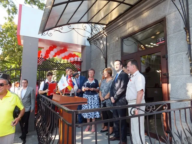 В Херсоне открыли офис авиакомпании Turkish Airlines
