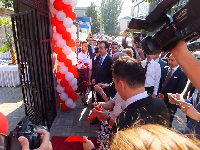 В Херсоне открыли офис авиакомпании Turkish Airlines