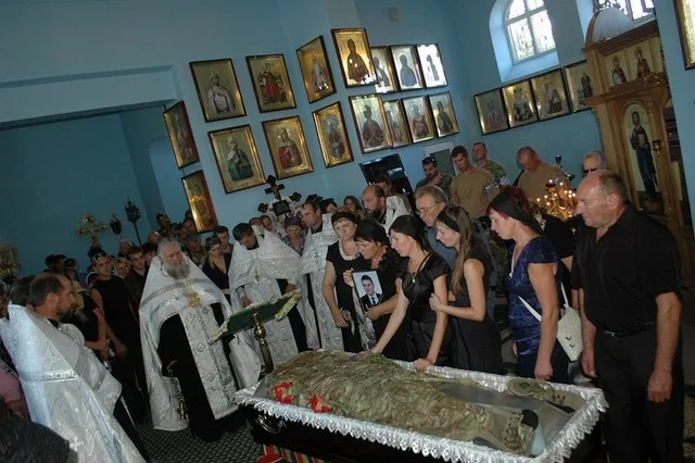 В Аскании Нова похоронили работника нплоговой, погибшего возле Счастья