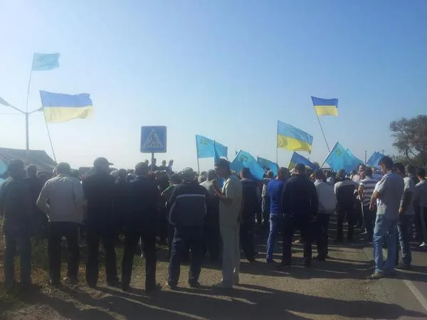 На границе уже все готово к блокаде Крыма (фоторепортаж)