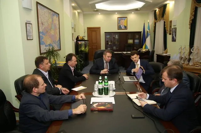 Дмитро Дубілет: “Потужна підтримка влади та волонтерів зробить Херсонщину провідним регіоном щодо впровадження електронних послуг”