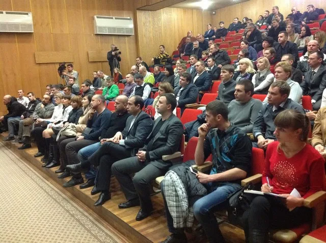 Дмитро Дубілет: “Потужна підтримка влади та волонтерів зробить Херсонщину провідним регіоном щодо впровадження електронних послуг”
