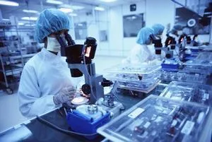 Изучать лаборатории Пентагона в Украине будет новый общественный проект Томилиной