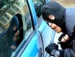 На Херсонщине за минувшие сутки обворовывали и угоняли авто
