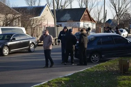 В Каховке автомобиль протаранил электроопору