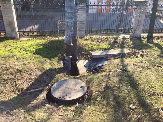Большую часть стадиона “Кристалл” опасно использовать для занятий спортом, – Урсуленко