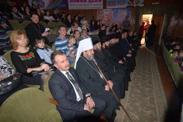 В Херсоне прошел 9-й городской христианский фестиваль детского творчества «Остров Рождества»