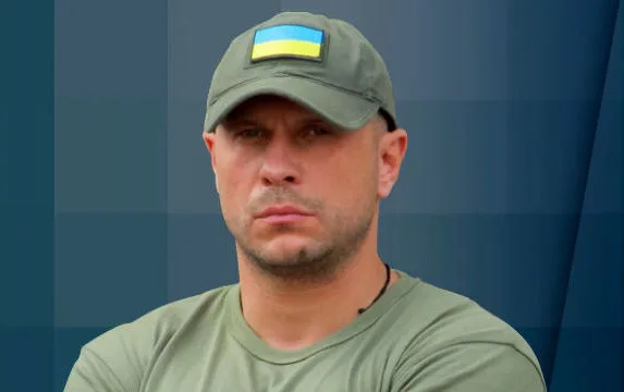Кива выразил свое отношение к геям цитатой из Библии, призывающей к убийству