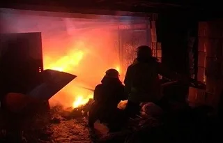 Генические спасатели ликвидировали возгорание сарая