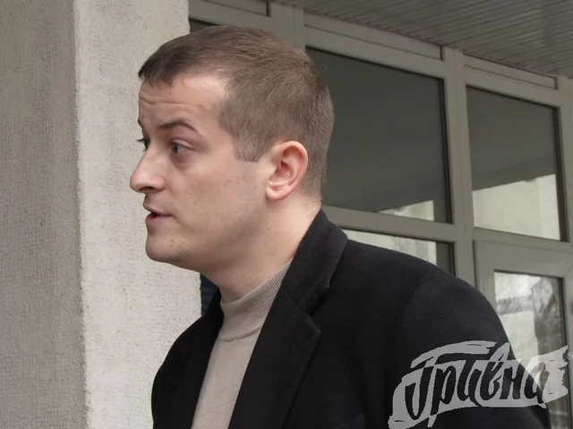 Вчера херсонцы ходили к мэрии митинговать п поводу переименований улиц