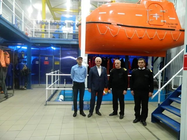 В Херсонской государственной морской академии работает международный морской кластер, – Спиваковский