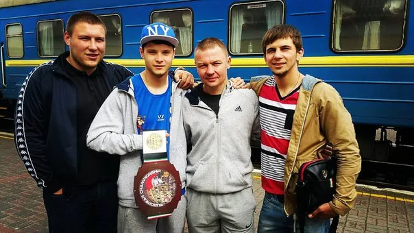 Херсонский кикбоксер Владислав Микитась стал чемпионом Европы по К-1
