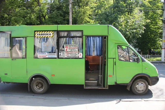 В херсонских маршрутках появились автоинформаторы