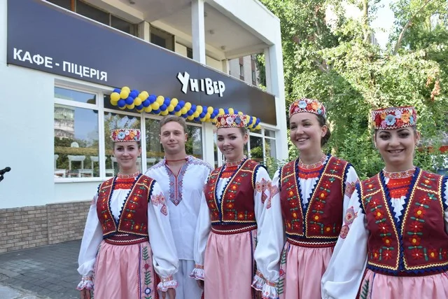 Как в ХГУ открывали кафе-пиццерию “Универ” (фоторепортаж)