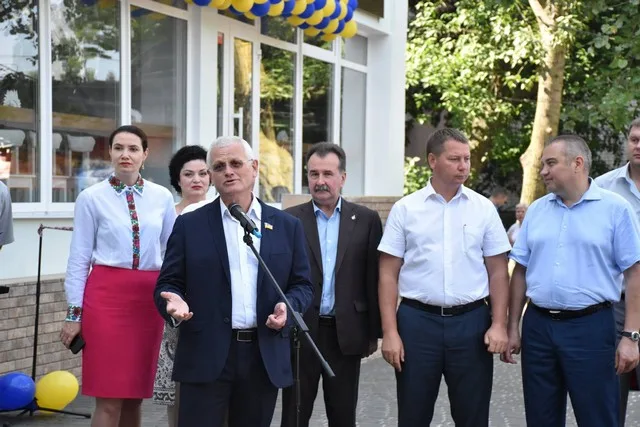 Как в ХГУ открывали кафе-пиццерию “Универ” (фоторепортаж)