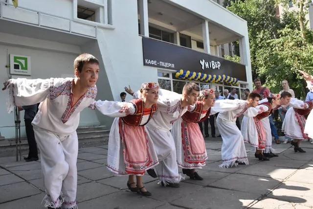 Как в ХГУ открывали кафе-пиццерию “Универ” (фоторепортаж)
