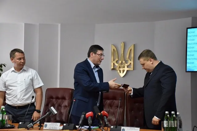 Луценко новому прокурору Херсонщины: “Мы должны ловить крупную рыбу”
