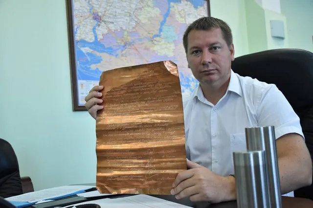 В Херсоне в новые объекты предложили закладывать капсулы с чипами