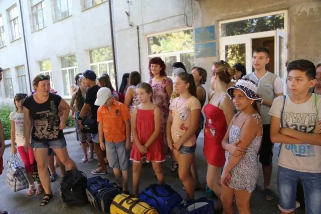 Дети из Херсона и Белозерского района отправились на отдых к морю