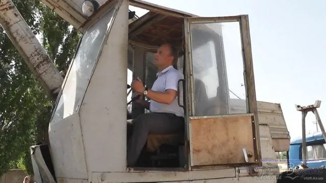 Как на Арабатке заборы сносили