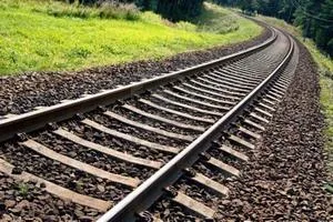На Херсонщине пьяный крестьянин уснул на путях и угодил под поезд