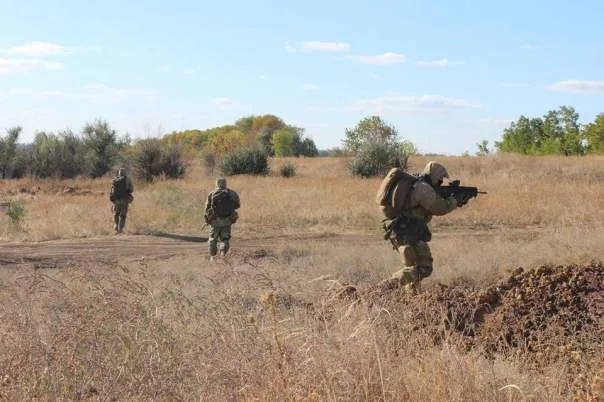 В Крыму ищут украинских диверсантов. Оккупанты устанавливают блокпосты с вооруженными военными. Объявлен план-перехват