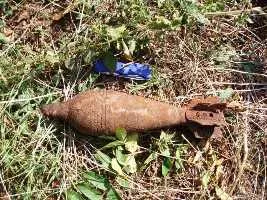 Житель курортного поселка нашел во дворе гранату