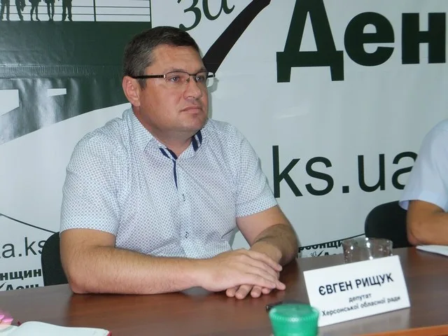 Депутат облсовета Деркач ответил”рейдерам”