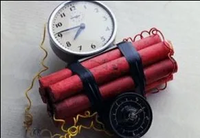 На Херсонщине возле школы обнаружили тайник со взрывчаткой