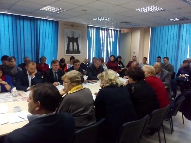 Лідери громад Херсонської області ініціюють проведення окремого засідання регіонального відділення Асоціації міст України по проблемам освіти