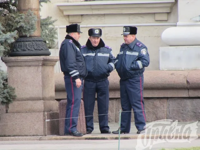 Сегодня возле ОГА митинговали за отставку Порошенко