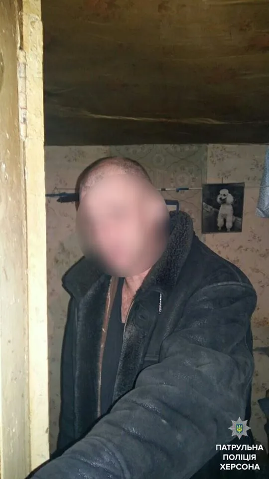 Патрульные полицейские накрыли в Херсоне наркопритон
