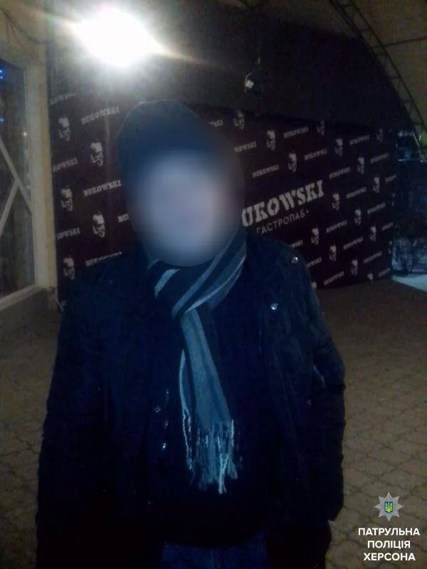 В Херсоне задержали рецидивиста, ограбившего припаркованный автомобиль