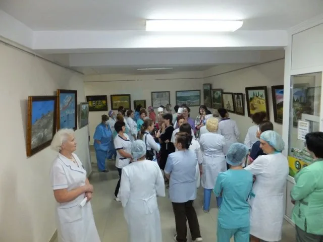 В Херсонском онкодиспансере открылась выставка художницы Раисы Танской