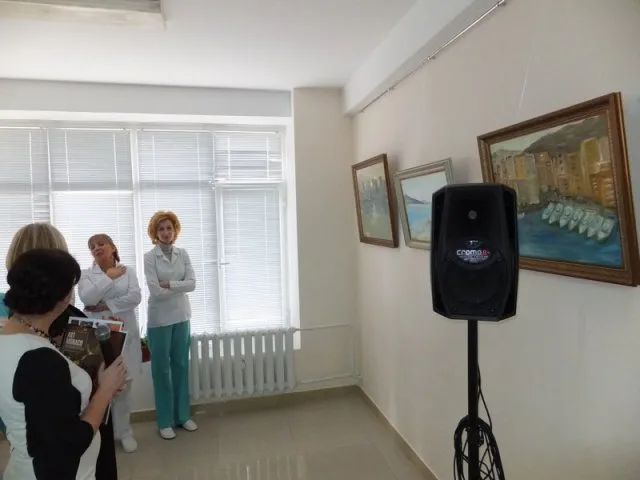 В Херсонском онкодиспансере открылась выставка художницы Раисы Танской