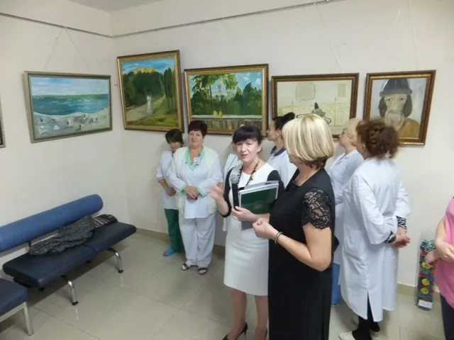 В Херсонском онкодиспансере открылась выставка художницы Раисы Танской