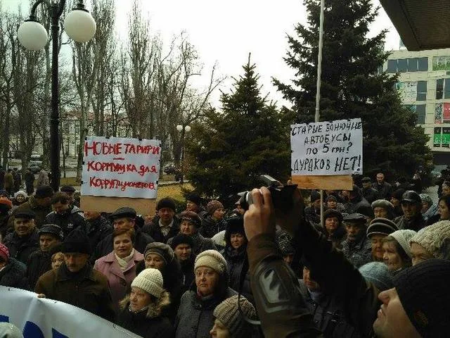 Горожане принесли крыс для Миколаенко