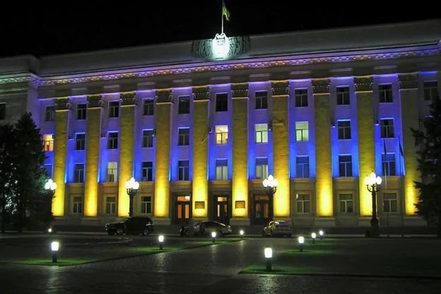 На сесії прийнято неправомірне рішення про передання повноважень Управління кап будівництва ОДА