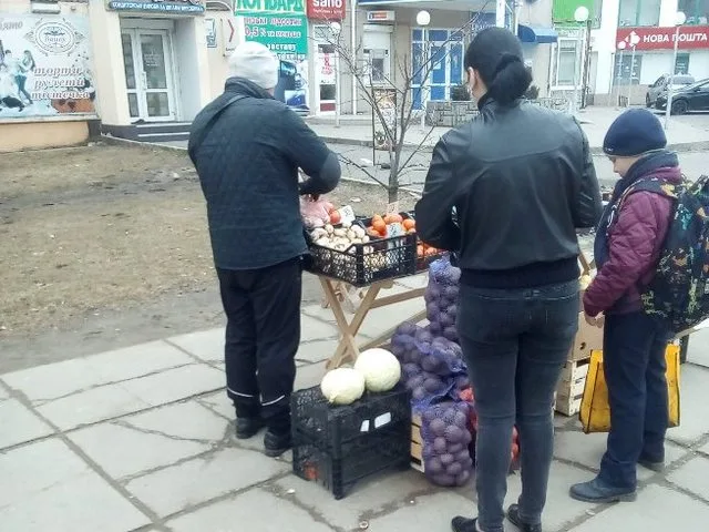 В Херсоне продолжается борьба с уличными торговцами