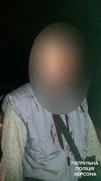 В Херсоне задержали банду подростков, которые ночью напали на прохожего