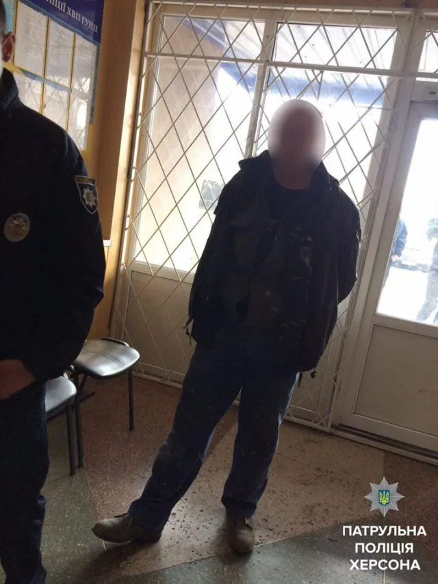 Херсонские патрульные за выходные 5 раз выявляли вещества, похожие на наркотики